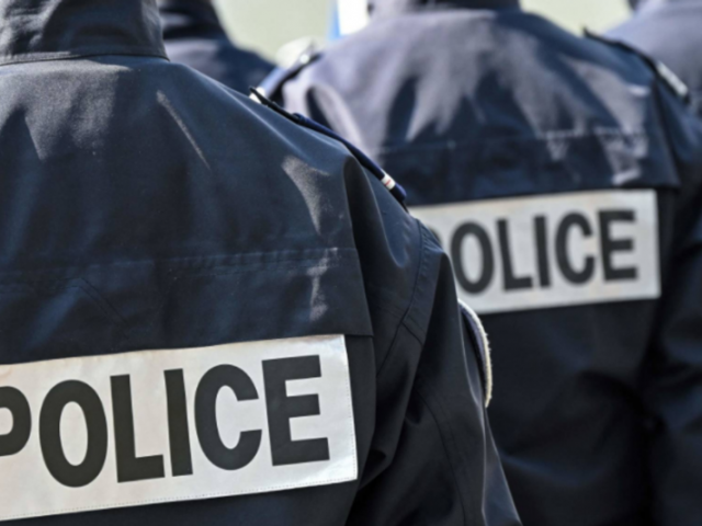 L’adolescent suspecté d’avoir poignardé mortellement une jeune fille à Ivry-sur-Seine mis en examen L’adolescent suspecté d’avoir poignardé mortellement une jeune fille à Ivry-sur-Seine mis en examen